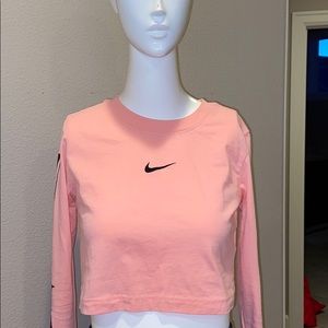 Long sleeve Nike crop top